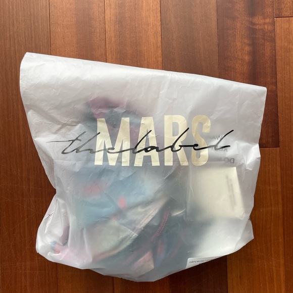 UK 8/ US 4 fits true to size - Picture 5 of 5